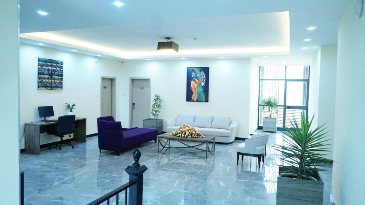 Triple E Hotel And Spa Addis Ababa Dış mekan fotoğraf