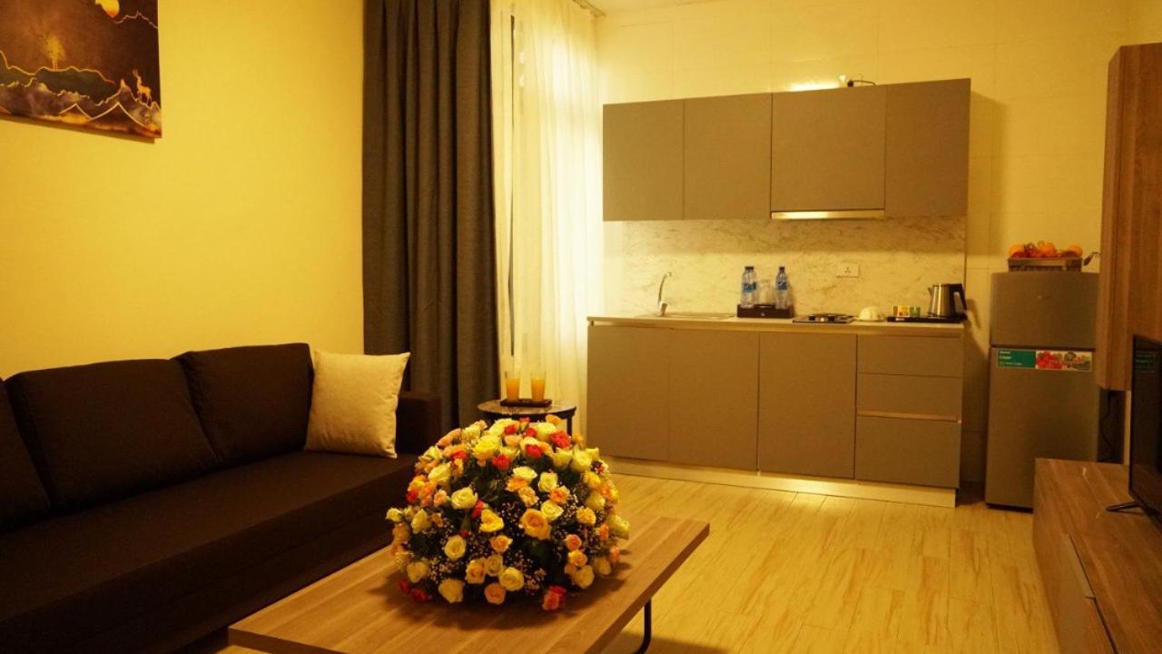 Triple E Hotel And Spa Addis Ababa Dış mekan fotoğraf