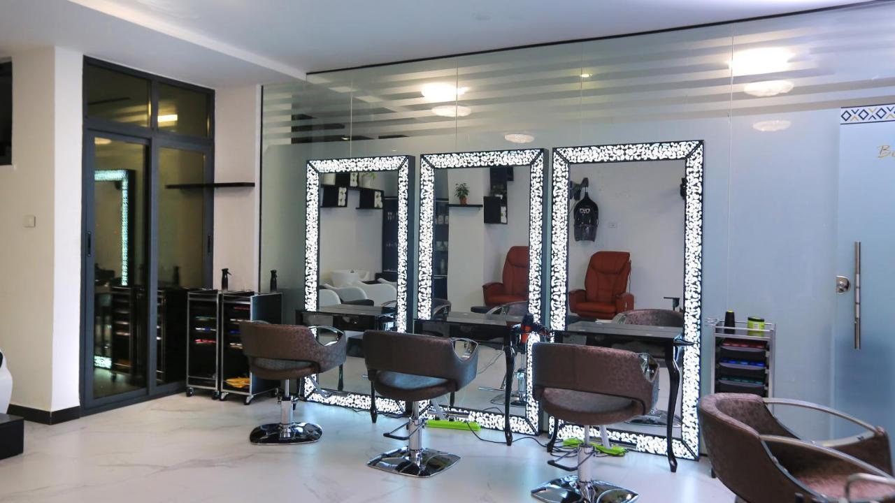 Triple E Hotel And Spa Addis Ababa Dış mekan fotoğraf