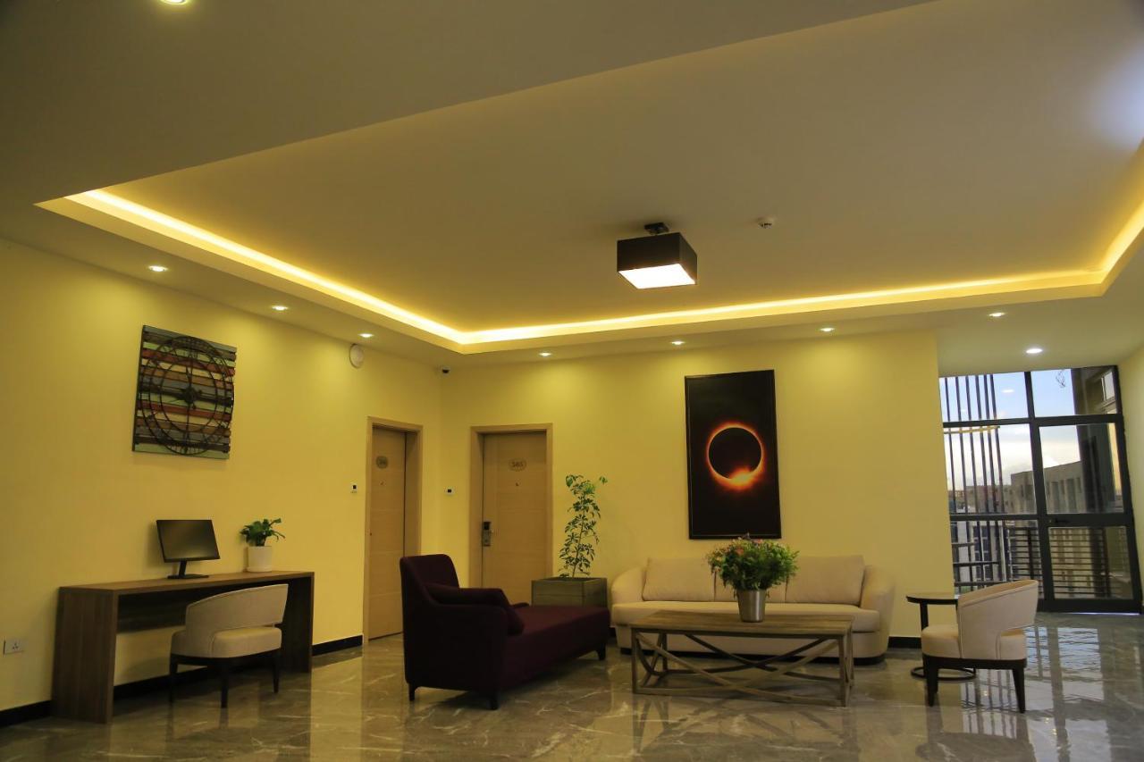 Triple E Hotel And Spa Addis Ababa Dış mekan fotoğraf