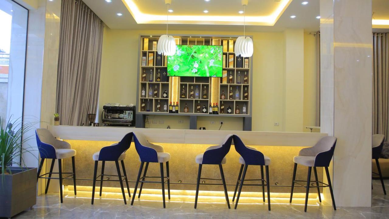 Triple E Hotel And Spa Addis Ababa Dış mekan fotoğraf