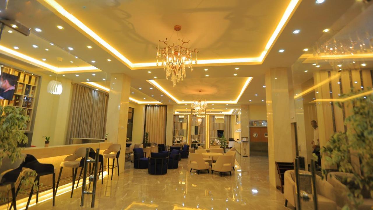 Triple E Hotel And Spa Addis Ababa Dış mekan fotoğraf