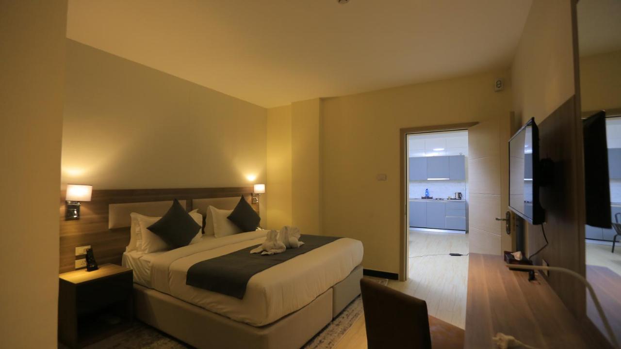 Triple E Hotel And Spa Addis Ababa Dış mekan fotoğraf